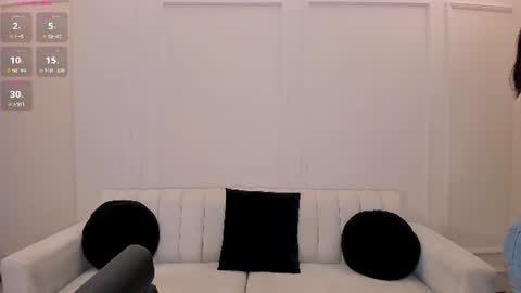 Snapshot of valeriaroldanx chatting on June 16, 6:21 pm Valeria online show from June 16, 6:21 pm