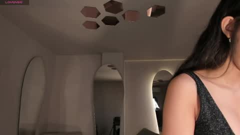 Vale  online show from April 20, 11:57 am