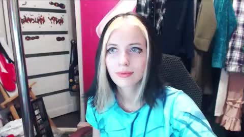 Snapshot of valeriaxkiss chatting on January 12, 6:59 pm ValeriaXKiss online show from January 12, 6:59 pm