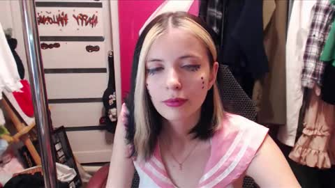 Snapshot of valeriaxkiss chatting on March 9, 6:11 pm ValeriaXKiss online show from March 9, 6:11 pm