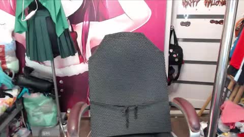 Snapshot of valeriaxkiss chatting on November 9, 11:08 am ValeriaXKiss online show from November 9, 11:08 am