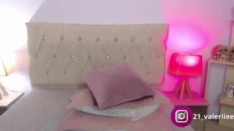 Valeriee online show from January 4, 12:05 pm