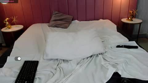 Valerie  online show from March 5, 4:47 pm