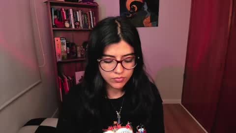 Snapshot of valerie__sky chatting on June 3, 2:14 am Val online show from June 3, 2:14 am