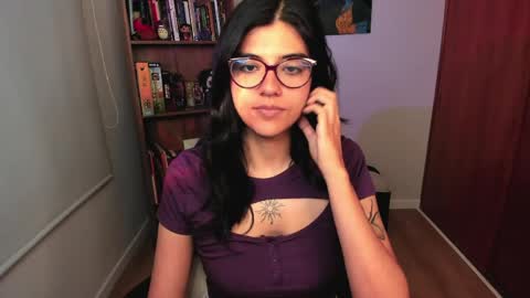 Snapshot of valerie__sky chatting on June 10, 2:01 am Val online show from June 10, 2:01 am