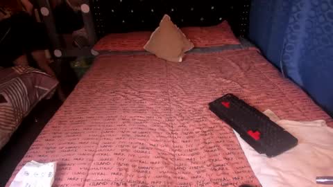 valerie luxe   online show from February 14, 8:48 pm