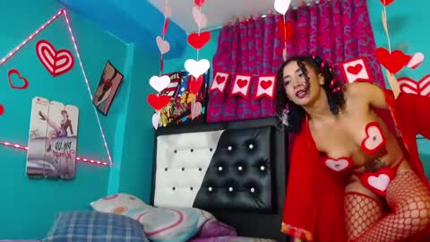 vale online show from February 14, 8:48 pm