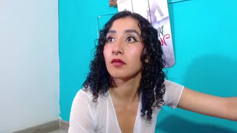 vale online show from February 21, 8:05 pm