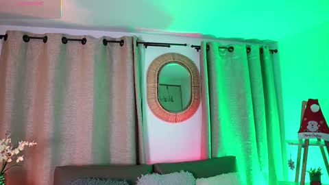 Valerie Style3 online show from December 3, 4:09 am