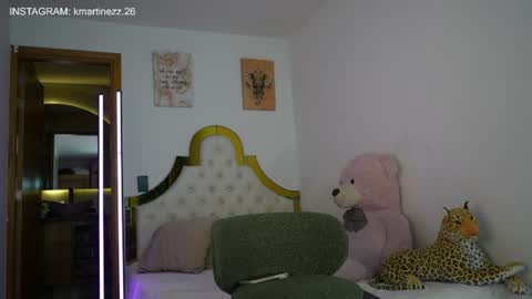 Snapshot of valeriecollinss_ chatting on June 17, 3:53 am valeriecollinss_ online show from June 17, 3:53 am