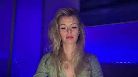 Valerie  online show from February 23, 5:32 pm