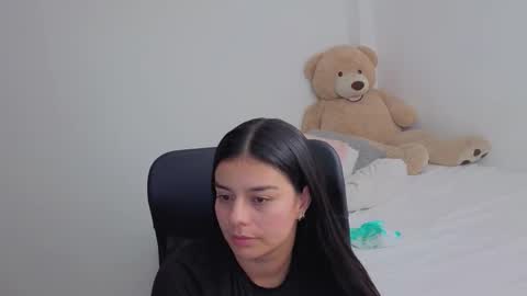 Juli C online show from February 17, 1:24 am