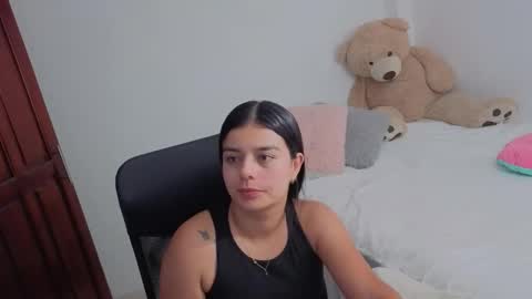 Juli C online show from March 18, 1:09 am