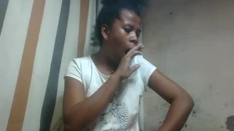 valerinezah online show from March 9, 7:12 am