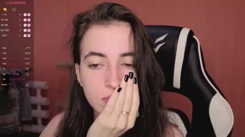 Snapshot of valeritiio chatting on October 1, 3:56 am valeritiio online show from October 1, 3:56 am