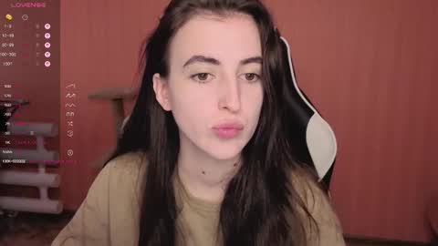 Snapshot of valeritiio chatting on October 6, 5:27 am valeritiio online show from October 6, 5:27 am