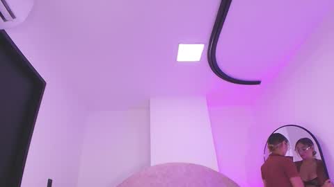 Valeryn online show from December 20, 3:13 am