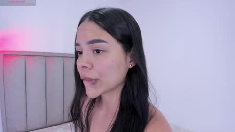 Cris  online show from January 14, 5:01 pm