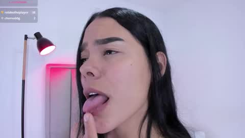 Cris  online show from November 14, 1:26 am