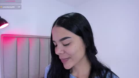 Cris  online show from November 22, 2:43 am