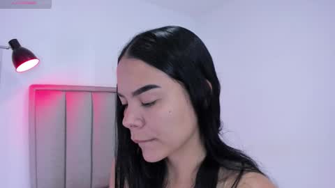 Cris  online show from November 25, 3:28 am