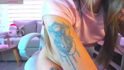 Valery se online show from December 15, 9:08 pm