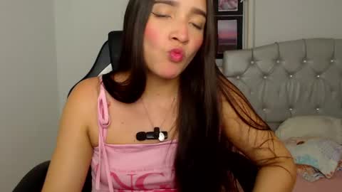 valeria online show from April 21, 5:14 am