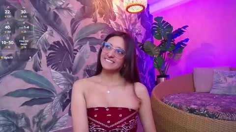 Snapshot of valery_blush chatting on October 6, 4:10 am valery_blush online show from October 6, 4:10 am