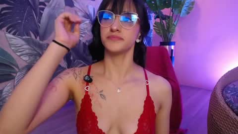 valery_blush online show from April 25, 4:26 am