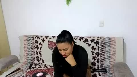 valery_lovex_ online show from August 2, 10:57 am