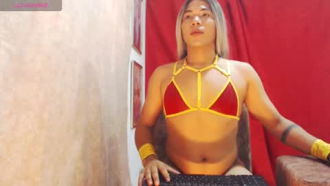 valery_smolls22 online show from February 24, 7:34 pm