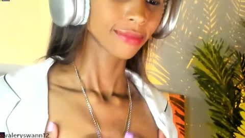 Valery swan1 online show from December 8, 8:20 am