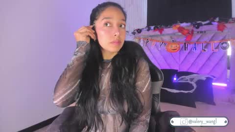 Val online show from October 24, 11:50 am