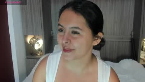 Snapshot of valerymeyerr chatting on April 27, 11:41 am valerymeyerr online show from April 27, 11:41 am