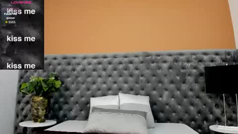 Snapshot of valesantodomingo chatting on June 15, 10:12 pm Sofia online show from June 15, 10:12 pm