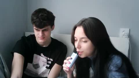 valesios online show from November 25, 10:04 am