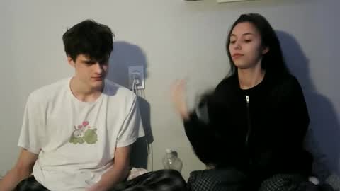 valesios online show from December 20, 11:23 pm