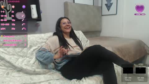 valevicious online show from March 4, 11:43 pm