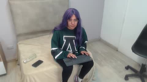 valevicious online show from September 29, 7:08 pm