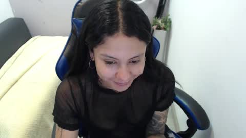 valevicious online show from April 7, 1:22 pm