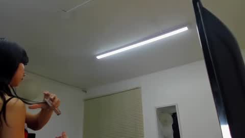 Snapshot of valey_nicole chatting on July 12, 3:36 pm valey_nicole online show from July 12, 3:36 pm