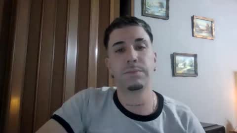 valizero online show from December 21, 1:46 am