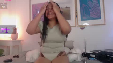 Snapshot of valka_collins chatting on July 3, 7:20 pm Valka online show from July 3, 7:20 pm