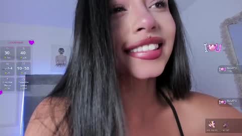 Snapshot of valka_wolfe chatting on April 28, 9:31 pm Valka online show from April 28, 9:31 pm