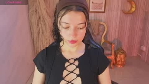 Valkiria  online show from April 9, 1:05 pm