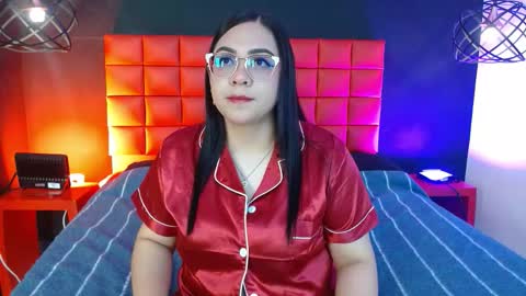 Valkirye  online show from March 20, 11:15 am