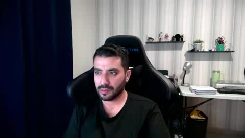 Roberto Carlos online show from October 24, 11:45 pm