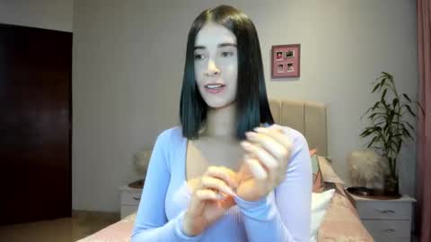 Macarena online show from April 26, 2:09 am