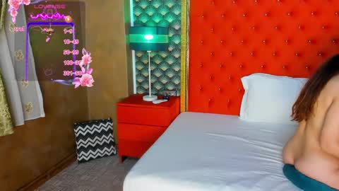 Valerie Val V online show from February 25, 6:36 am