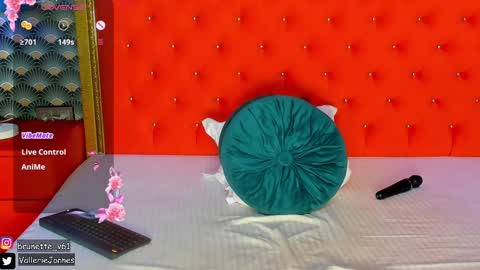 Valerie Val V online show from March 9, 7:23 am